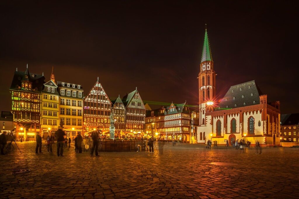 Francfort por la noche